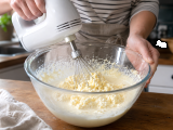 Articles: Make homemade butter using just one ingredient: a simple method anyone can follow at home