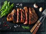 Articles: Does your meat lose a lot of juices when you cut it? Waiting a few minutes can make all the difference