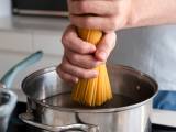 Articles: You may be cooking pasta the wrong way and this encourages bacteria to grow. Here's how to avoid it!