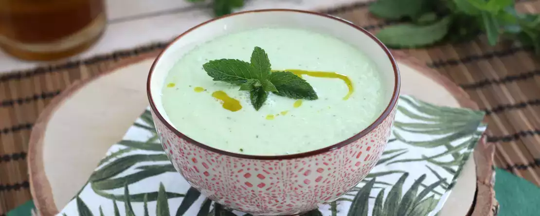 Chilled cucumber and mint soup