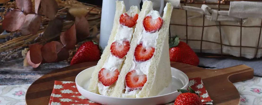 Ichigo sando, the japanese strawberry sandwich!