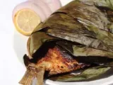 Recipe Karimeen vazhayilayil pollichathu/pearlspot dry fried on banana leaf