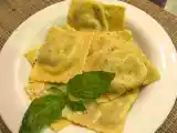 Recipe Homemade spinach and ricotta ravioli