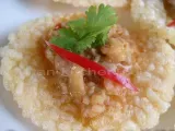 Recipe Khao tang naa tang (rice crackers with prawn sauce)