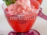Recipe Strawberry jello with ice cream