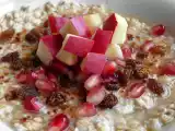 Recipe Spiced porridge with apple and pomegranate