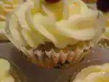 Recipe Cranberry and orange cupcake with orange cream cheese frosting