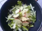 Recipe Lettuce, apple, and cucumber salad