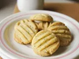 Recipe Lemon poppy seed cookies, mum insist.