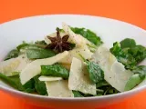 Recipe Rocket, spinach, pear and parmesan salad