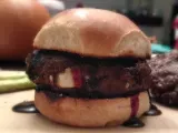 Recipe Mozzarella stuffed elk burger