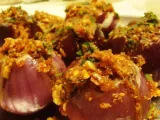 Recipe Stuffed Onions - The Kathiyawadi Way ! (ભરેલી ડુંગળીનું શાક)