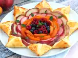 Recipe Flaky star fruit tart