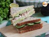 Recipe Tuna and avocado club sandwich