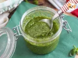 Recipe Homemade green pesto - pesto alla genovese