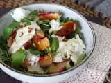 Recipe Sweet and sour salad with roasted peaches and burrata !
