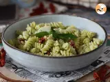 Recipe Pasta salad with zucchini pesto, mozzarella and dried tomatoes