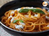 Recipe Creamy pasta with burrata cheese and cherry tomatoes