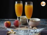Recipe Bellini, the easy italian peach cocktail you can make at home!