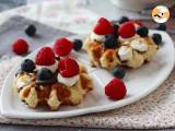 Recipe Fruit, chocolate and whipped cream waffles