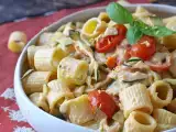 Recipe Creamy zucchini and cherry tomato pasta with lemon