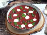 Recipe Easy and colorful beetroot soup