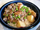 Recipe Safaid keema, maybe?: ground meat with potatoes in scented (off) white sauce