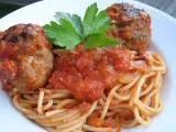 Recipe Turkey meatballs with quick and spicy tomato sauce