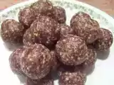 Recipe Carob-oatmeal raisin balls