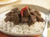 Recipe Maggi beef rendang & thai curry puffs