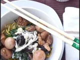 Recipe Mie kangkung (water spinach, chicken and mushroom topped noodle)