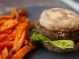 Recipe Black bean burgers & sweet potato fries