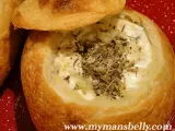 Recipe Four b?s baked bread brie bowl