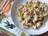 Recipe Beef and celery pasta with tomatoes