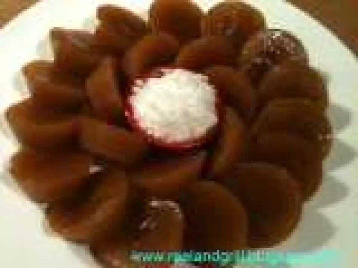 Kutsinta or Cuchinta a la Lalaine (Filipino Brown Rice Cake)