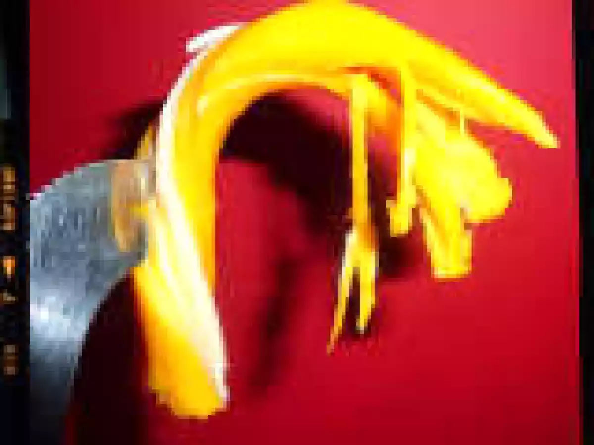 Yuckblog 10: Stretchable ?Cheese Food Snack? Sticks