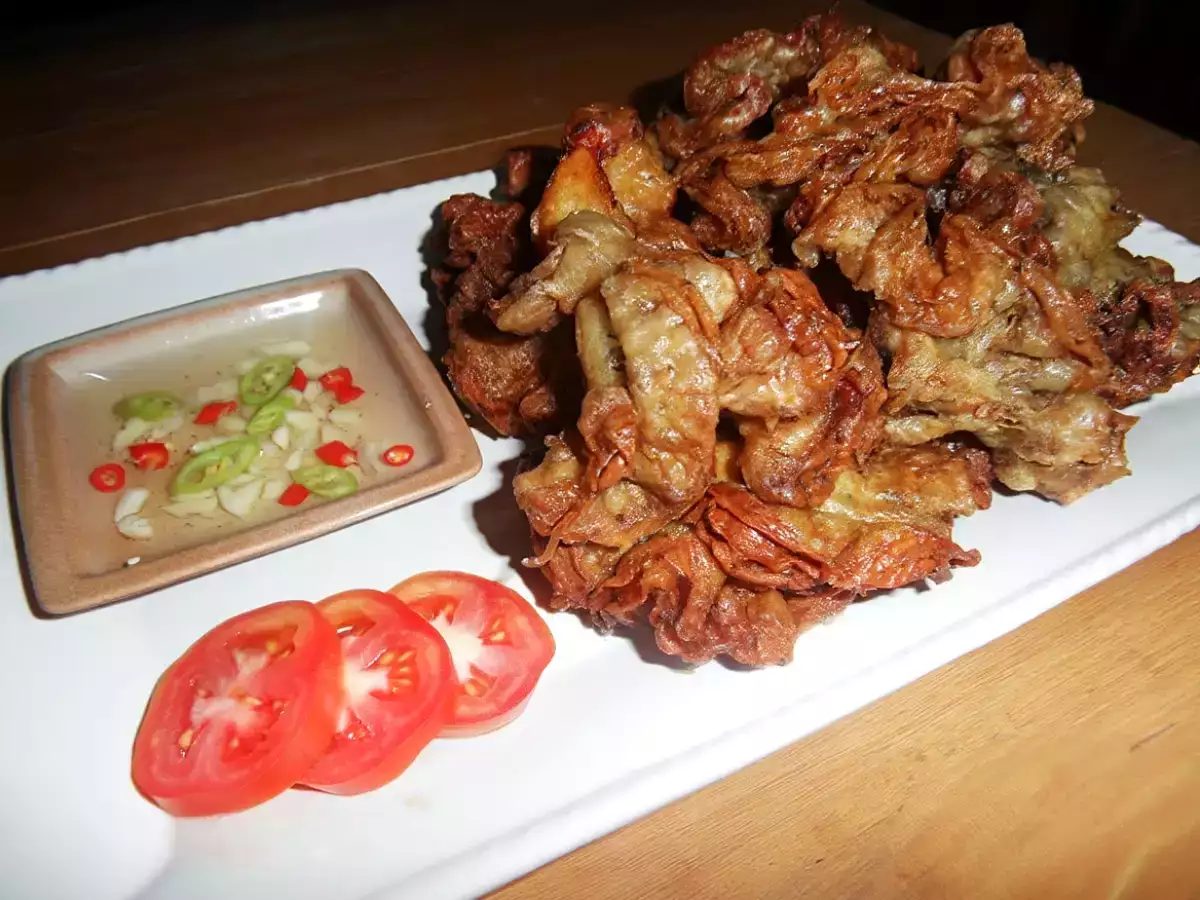 Recipe Tsitsaron or chicharon bulaklak (deep fried pork mesentery)