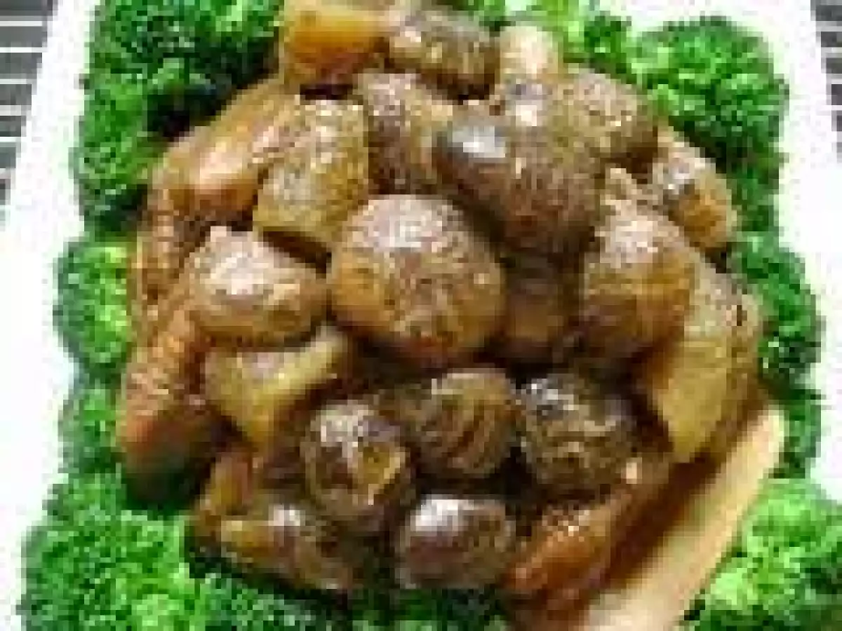Braised Chicken Feet Mushroom And Sea Cucumber