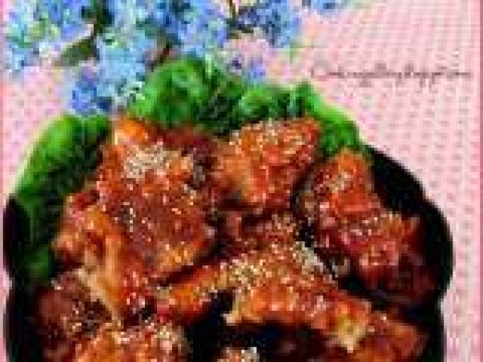 Yangnyeom Tongdak - Korean Fried Chicken