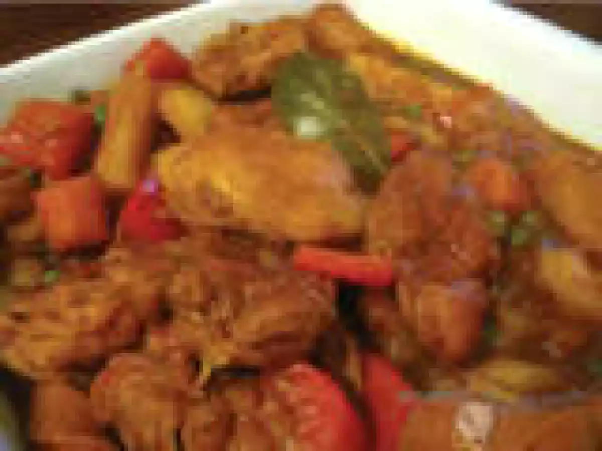 Chicken Afritada (Tomato Base Braised Chicken)