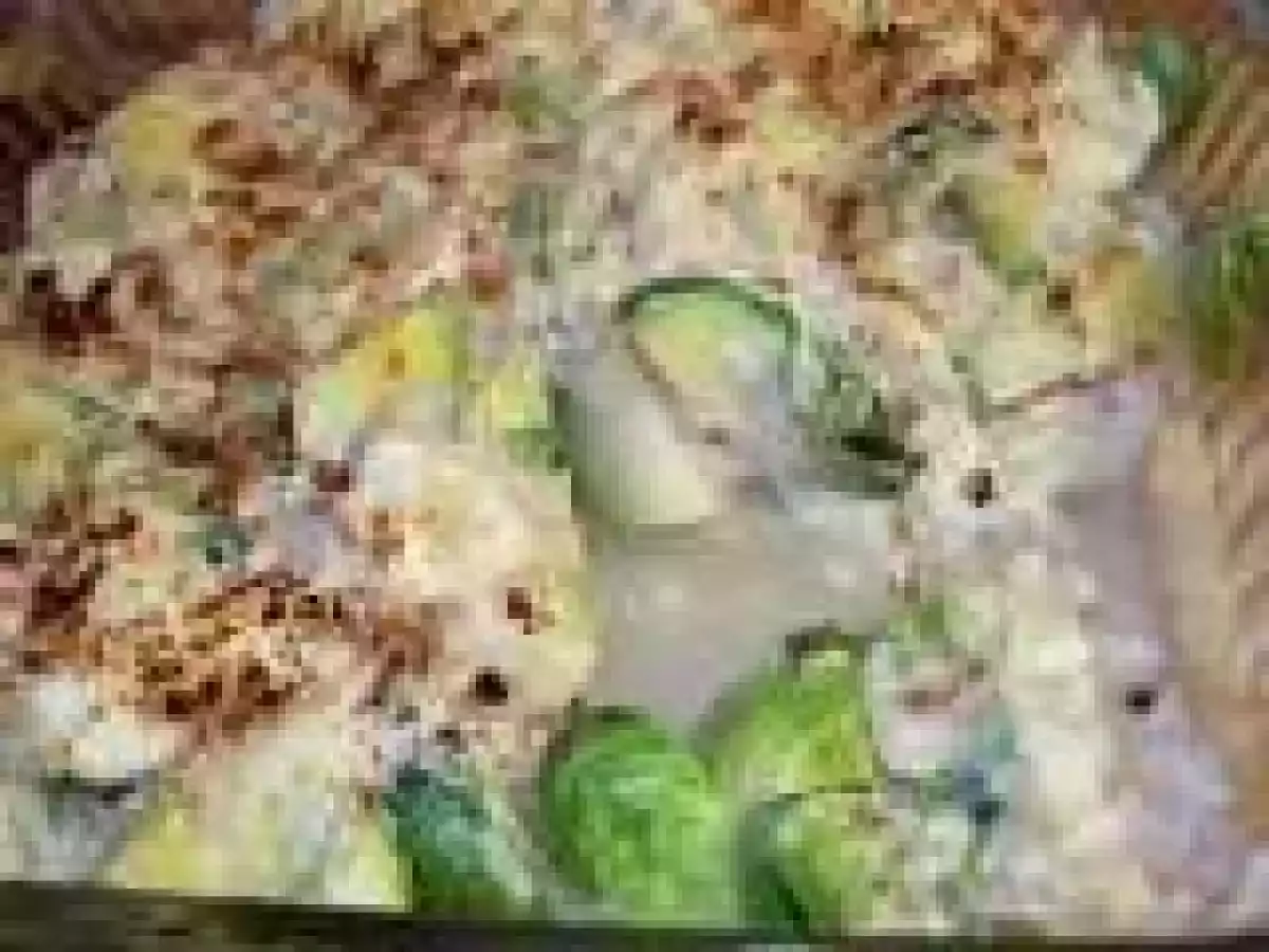 CRISPY TOPPED BRUSSELS SPROUTS AND CAULIFLOWER GRATIN