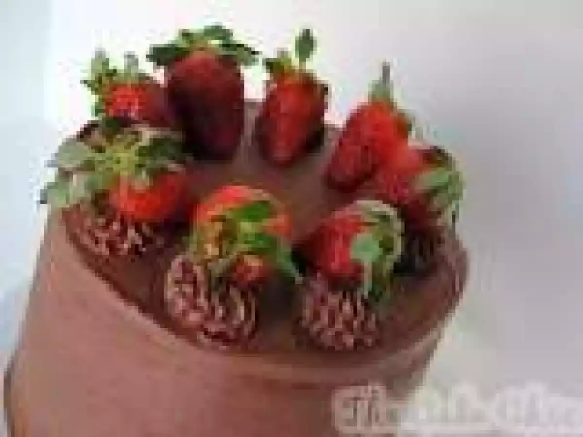 Chocolate Covered Strawberry Cake