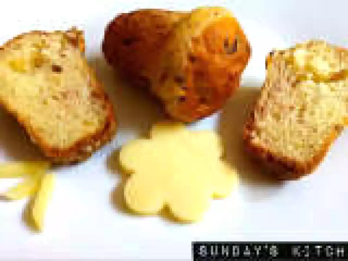 Babà rustici (small savory cakes)