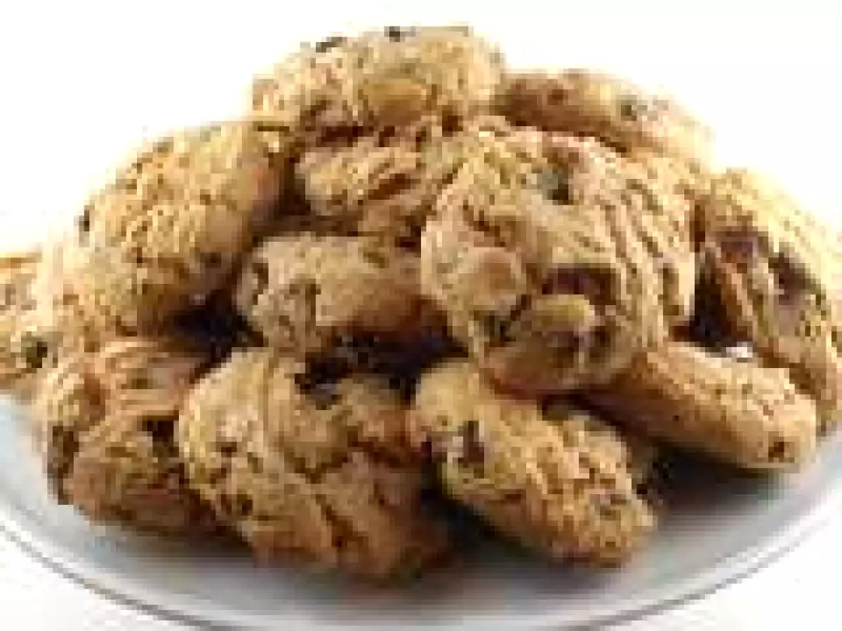 Big Batch Flourless Peanut Chocolate Chip Cookies