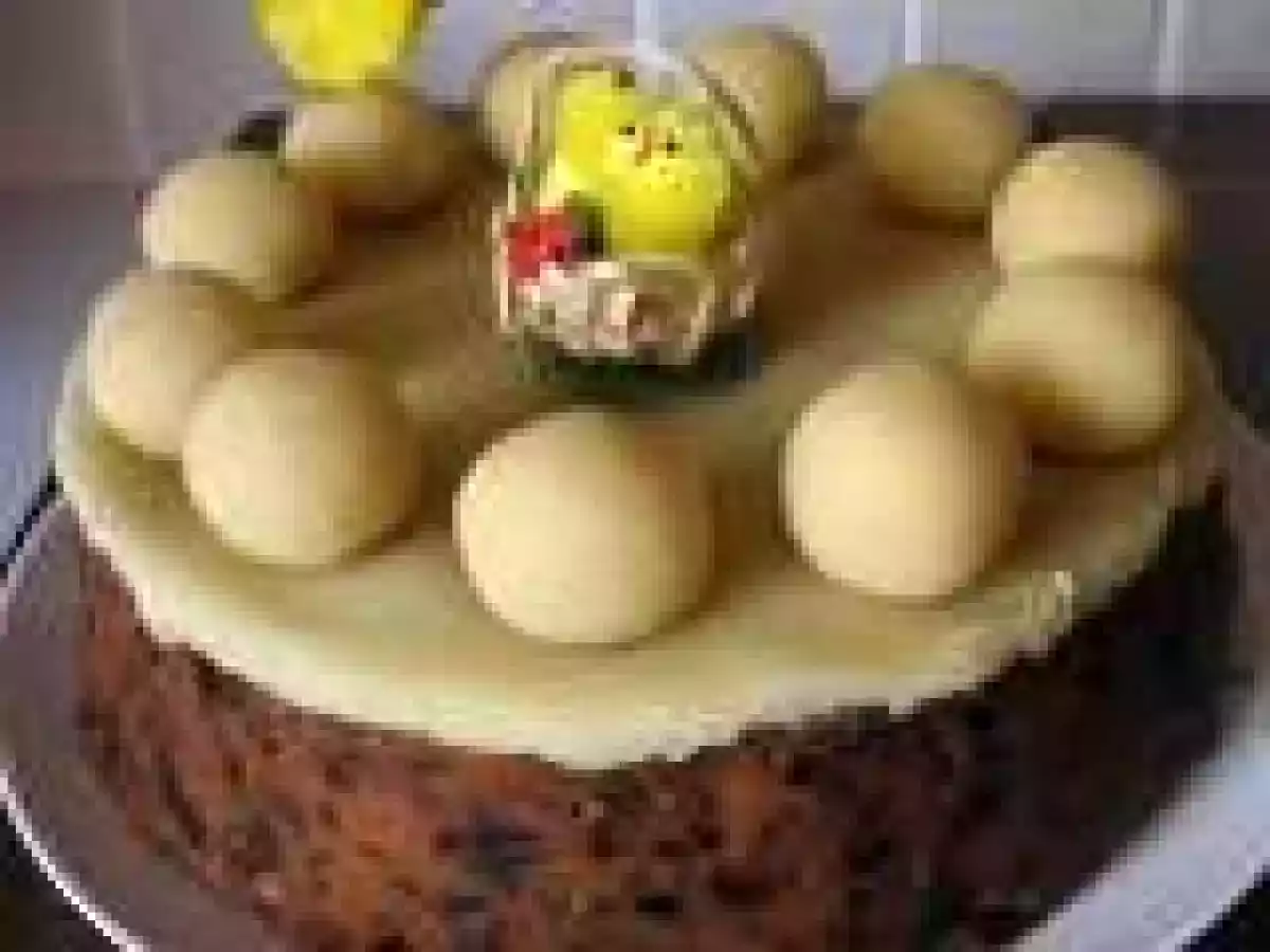 Famous Faces? Favourite Fancies ? Fruit cake and marzipan