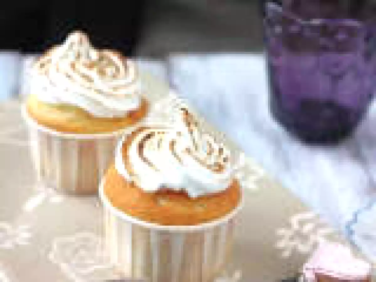Lemon Meringue Cupcakes