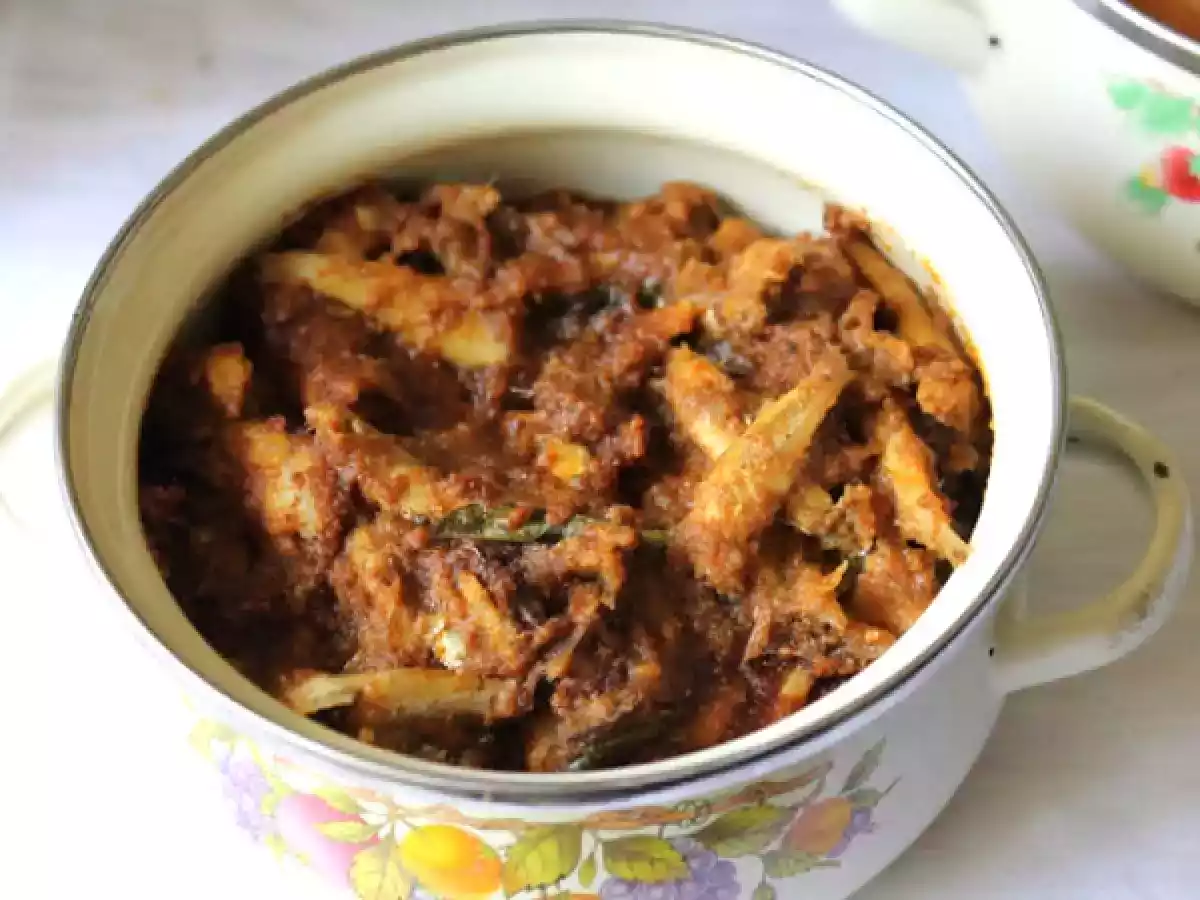 Nethili Meen Thokku / Nethili Fish Thokku / Nethili Thokku / Anchovies Recipe / Fish Thokku Recipe