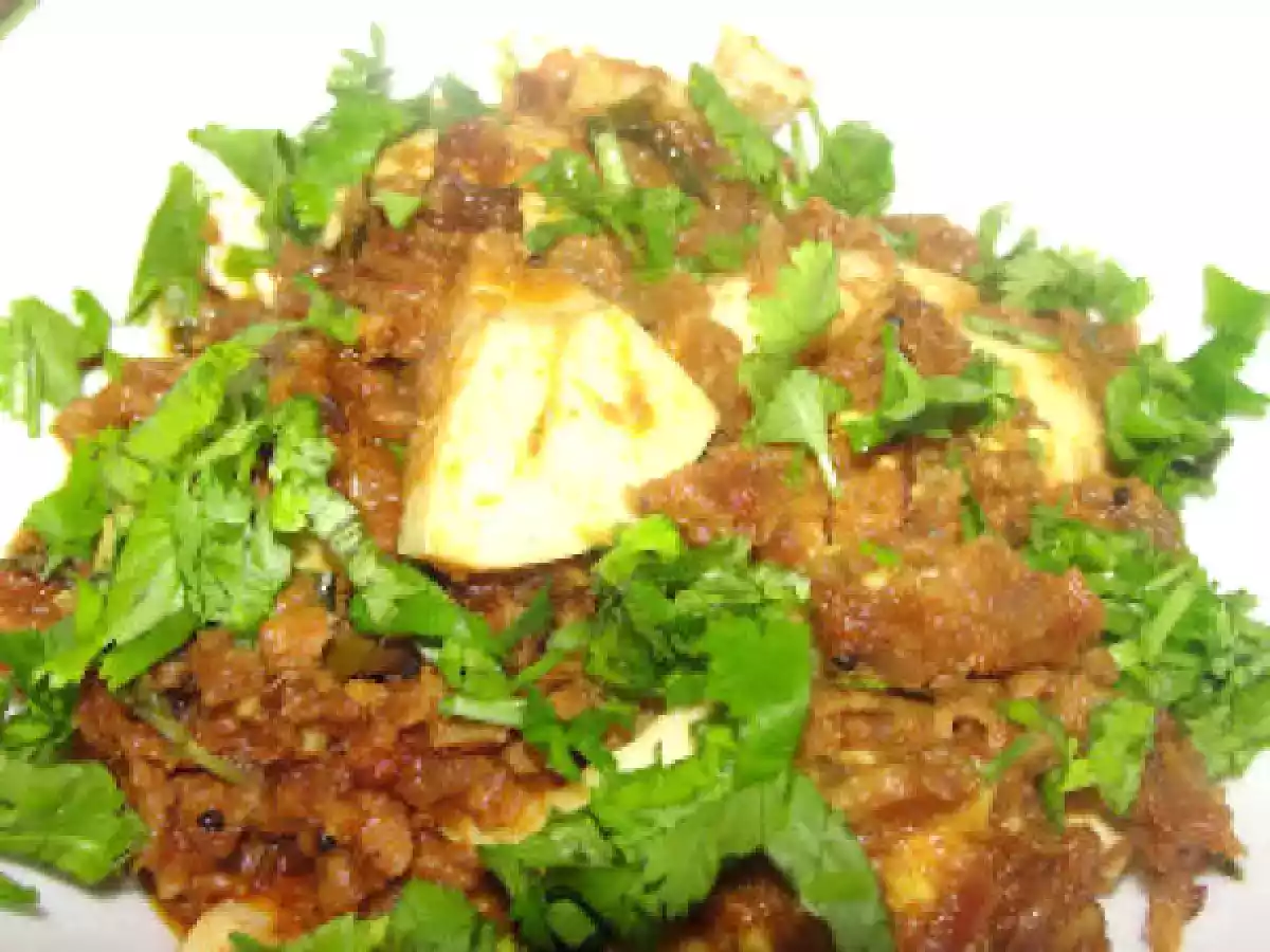 Egg Nuvvula Podi Curry