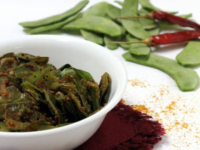Podi Potta Avarakkai Poriyal - Chettinad Style