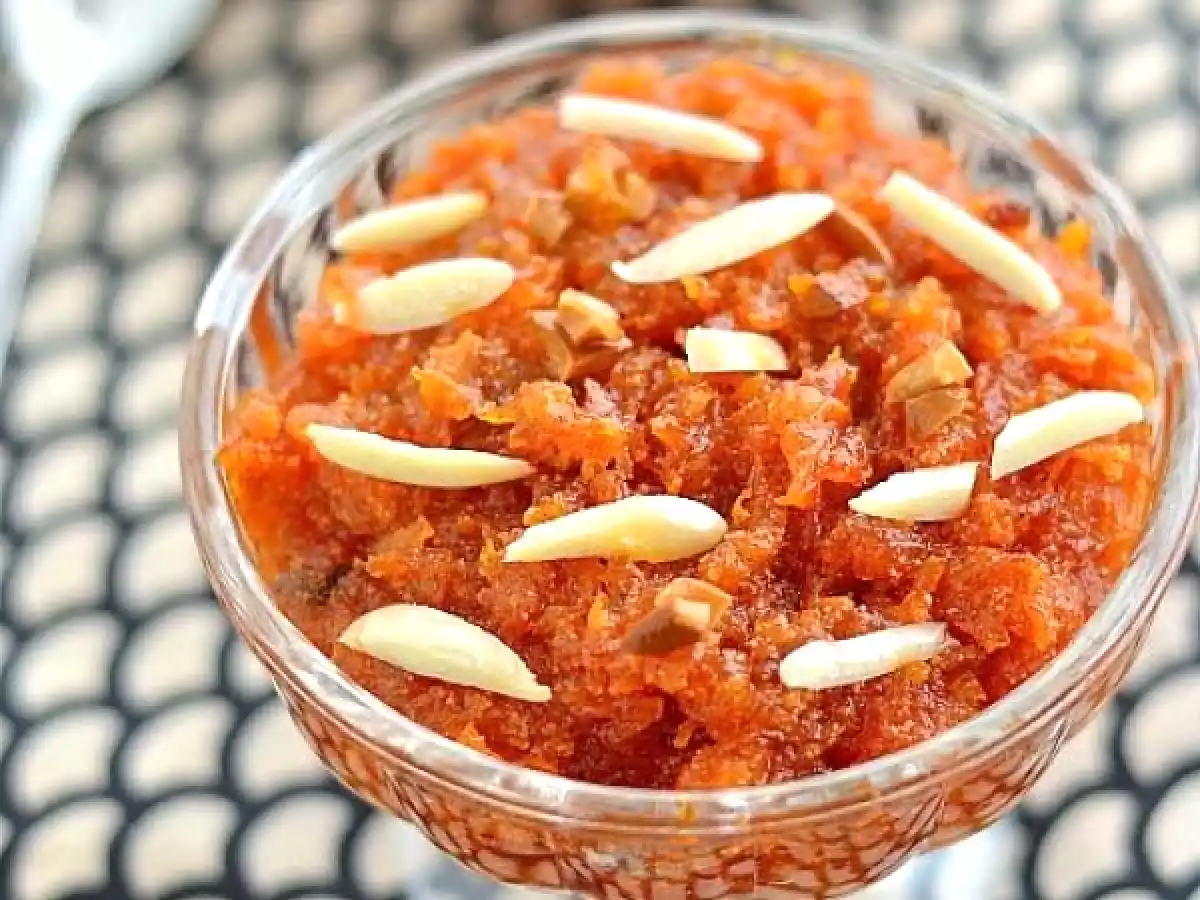 Carrot Halwa | Gajar Halwa Recipe | Punjabi Gajar Ka Halwa